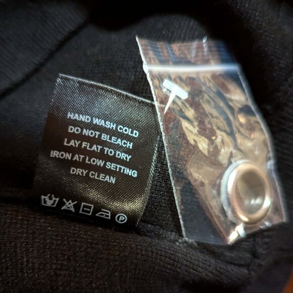 Revolve One Grey Day Black Sydney Grommet Hoodie M - Picture 9 of 9